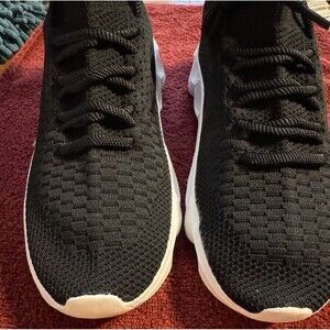 Retro Trend Men’s Sneakers Size 44 Black With White Soles Lace up